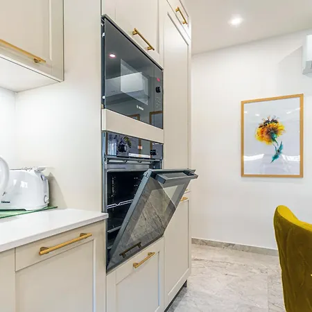 Modern Maisonette In Swieqi - 2 Bedrooms Daire Saint Julian's